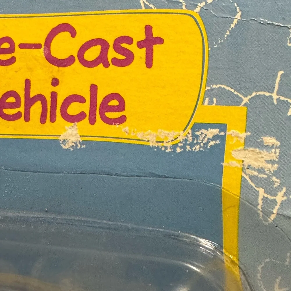 Vintage Playskool Lyons Hasbro 1993, 1997 Barney‎ Die-Cast Vehicle Cement Mixer
